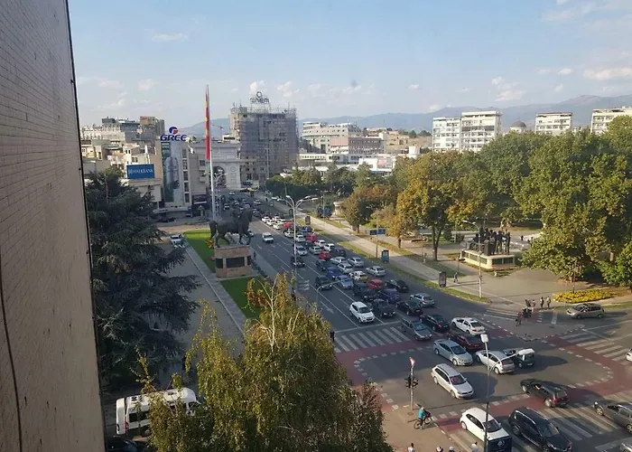 Petrov Apartment In Downtown - City Center 70M2